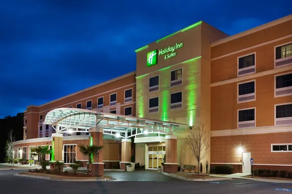 Photo 1 - Holiday Inn Hotel & Suites Beaufort at Highway 21, an IHG Hotel