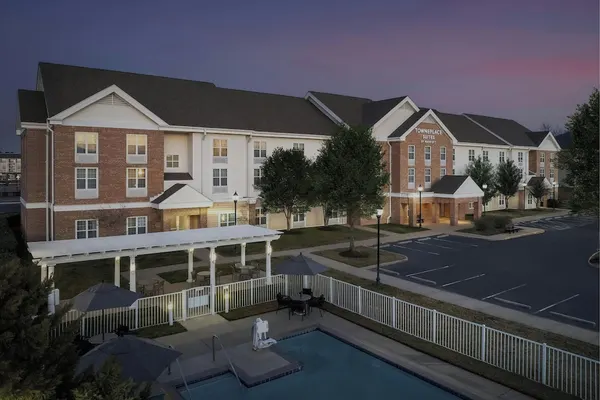 Photo 1 - TownePlace Suites by Marriott Suffolk Chesapeake