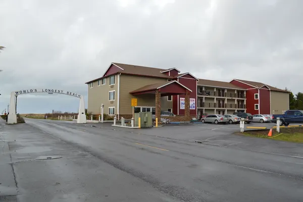 Photo 1 - Oceanview Inn At The Arch