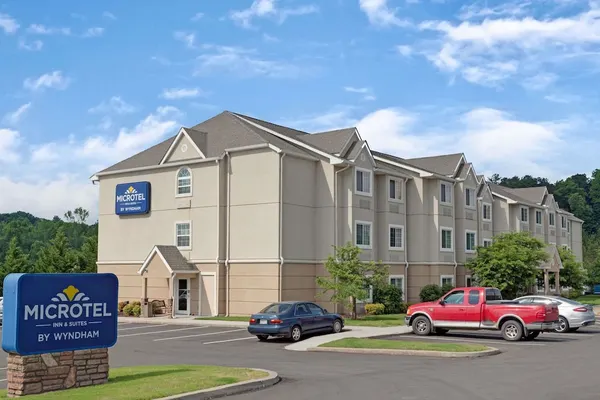 Photo 1 - Microtel Inn & Suites by Wyndham Jasper