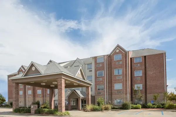 Photo 1 - Microtel Inn & Suites by Wyndham Hattiesburg