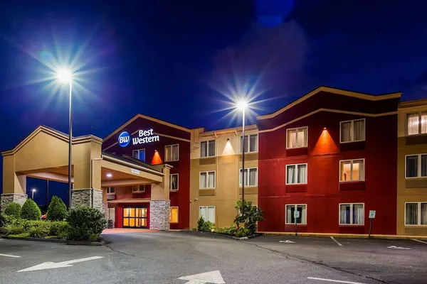 Photo 1 - Best Western Providence-Seekonk Inn