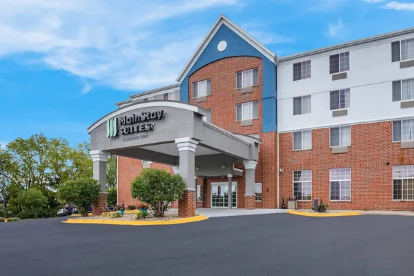 Photo 1 - MainStay Suites Fitchburg - Madison
