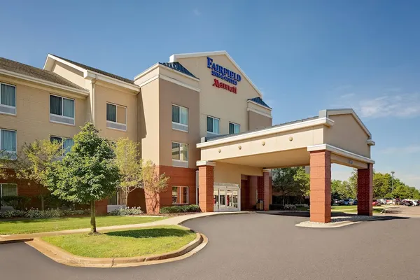 Photo 1 - Fairfield Inn & Suites by Marriott Detroit Metro Airport Romulus