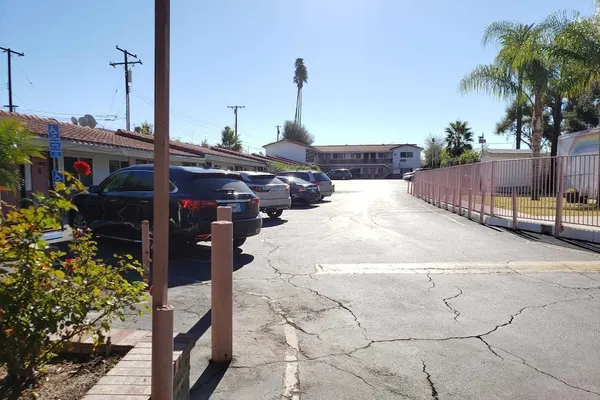 Photo 1 - Stardust Motel Azusa