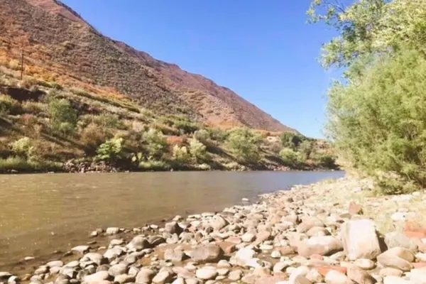 Photo 1 - Comfort Inn & Suites Glenwood Springs On The River