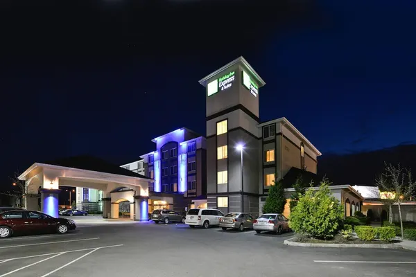 Photo 1 - Holiday Inn Express Tacoma South Lakewood, an IHG Hotel