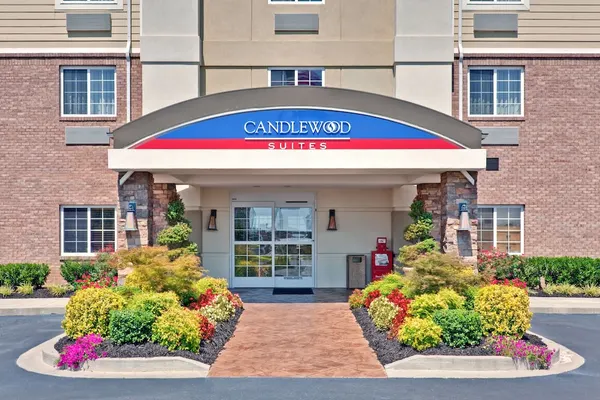 Photo 1 - Candlewood Suites Bowling Green by IHG