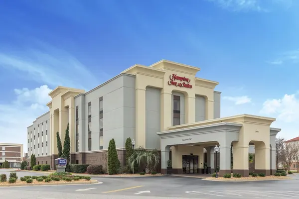 Photo 1 - Hampton Inn & Suites Macon I-75 North