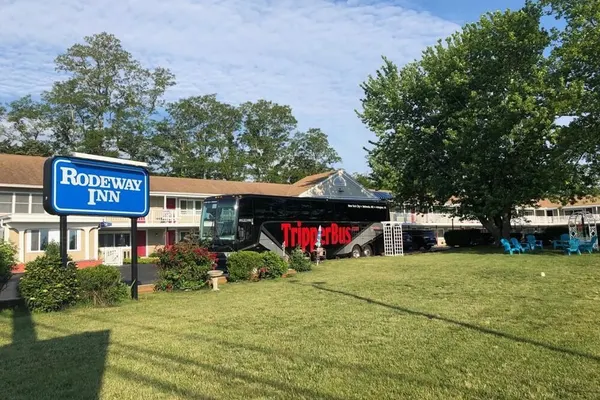 Photo 1 - Rodeway Inn Orleans - Cape Cod