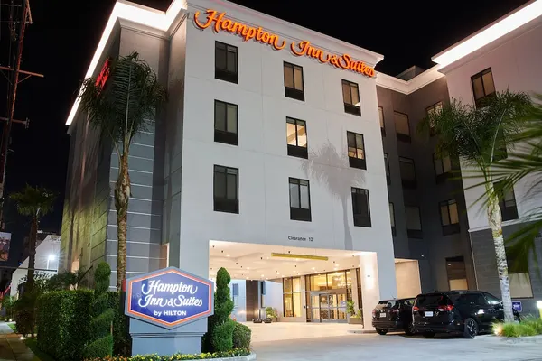 Photo 1 - Hampton Inn & Suites Los Angeles/Sherman Oaks