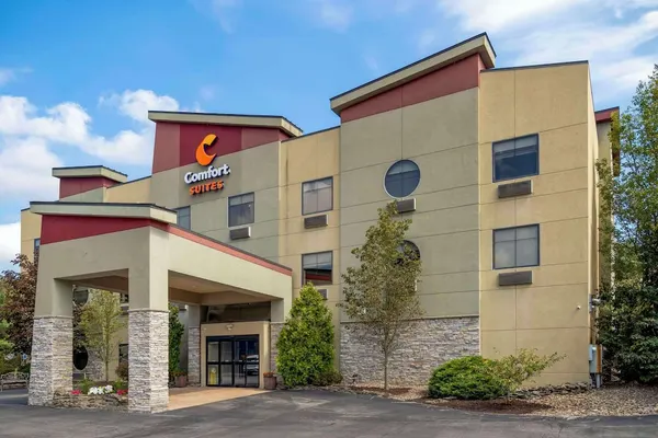 Photo 1 - Comfort Suites Monaca