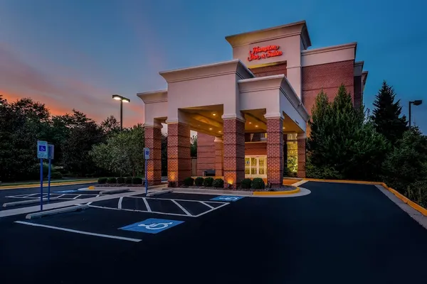 Photo 1 - Hampton Inn & Suites Herndon-Reston