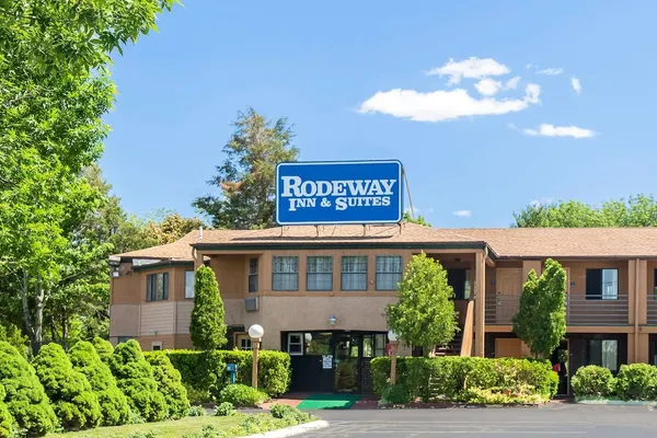 Photo 1 - Rodeway Inn & Suites Branford - Guilford