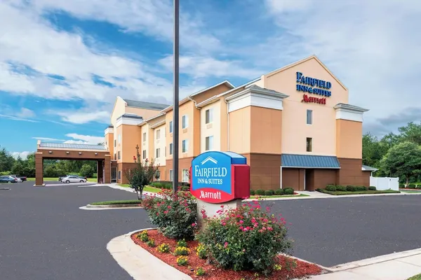 Photo 1 - Fairfield Inn & Suites Marianna