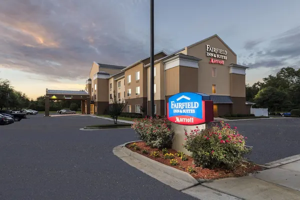 Photo 1 - Fairfield Inn & Suites Marianna