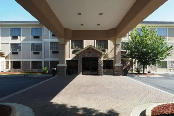 Photo 1 - Country Inn & Suites by Radisson, Canton, GA