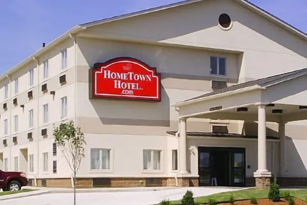 Photo 1 - HomeTown Hotel Bryant