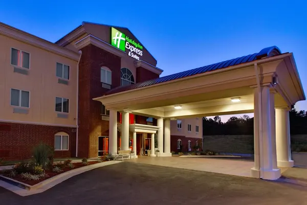 Photo 1 - Holiday Inn Express Hotel & Suites Malvern, an IHG Hotel