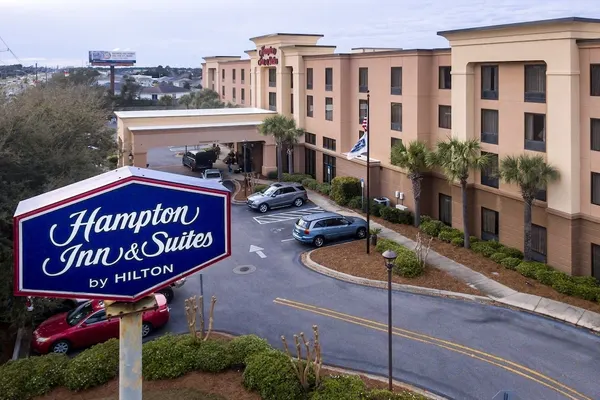 Photo 1 - Hampton Inn & Suites Navarre