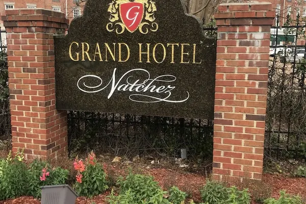 Photo 1 - Natchez Grand Hotel & Suites On the River