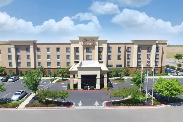 Photo 1 - Hampton Inn And Suites Madera