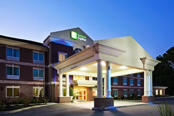 Photo 1 - Holiday Inn Express & Suites Carrollton by IHG