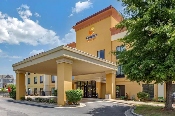 Photo 1 - Comfort Suites Clayton - Garner