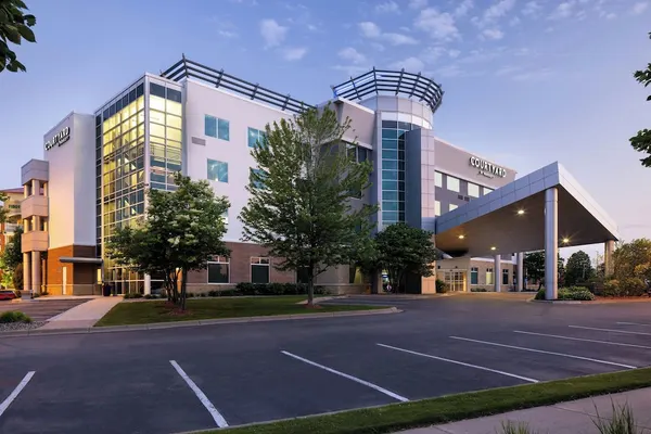 Photo 1 - Courtyard by Marriott Minneapolis Maple Grove/Arbor Lakes