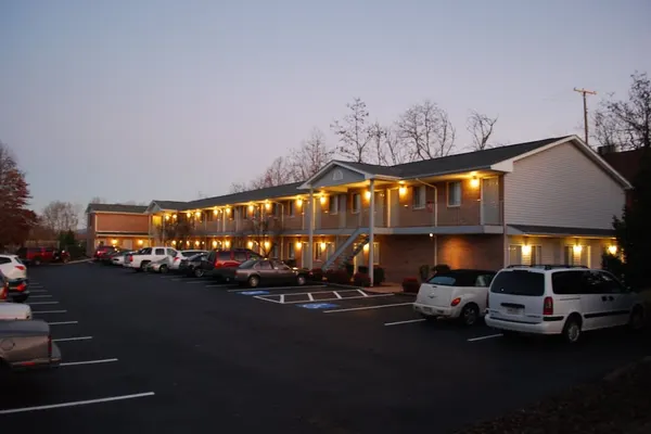 Photo 1 - Affordable Suites of America Lynchburg