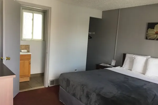 Photo 1 - Swiss Cottage Inn