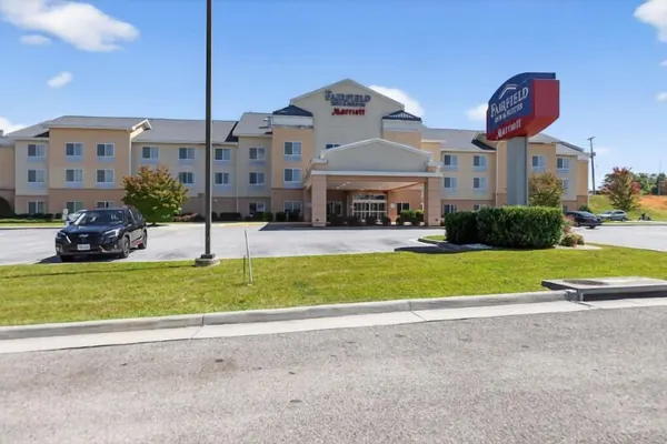 Photo 1 - Fairfield Inn & Suites by Marriott