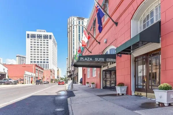 Photo 1 - Plaza Suites Downtown New Orleans