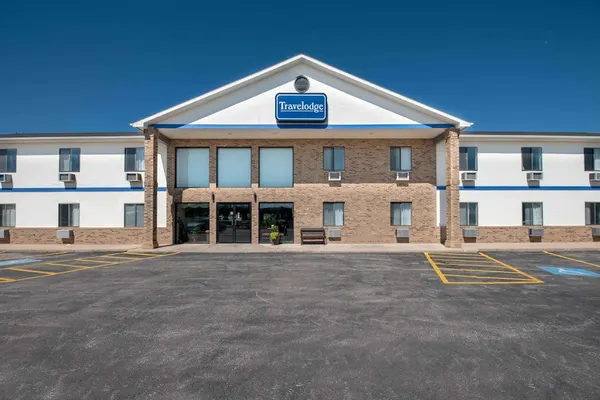 Photo 1 - Travelodge by Wyndham Spearfish