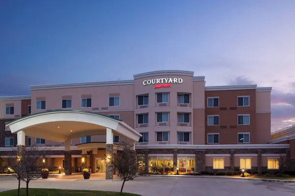 Photo 1 - Courtyard Marriott Ankeny