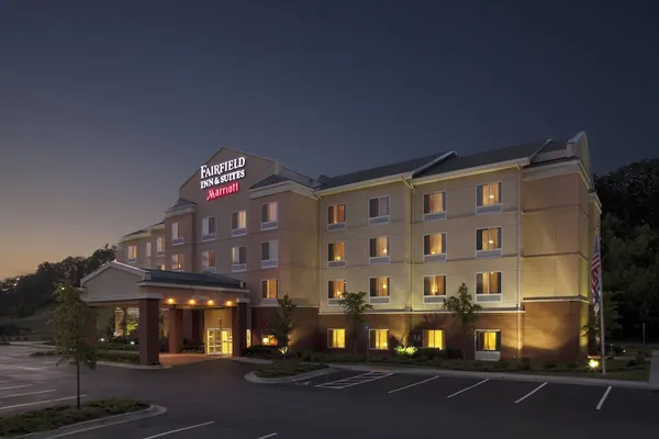 Photo 1 - Fairfield Inn & Suites by Marriott Cartersville