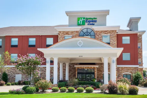 Photo 1 - Holiday Inn Express & Suites Texarkana, an IHG Hotel