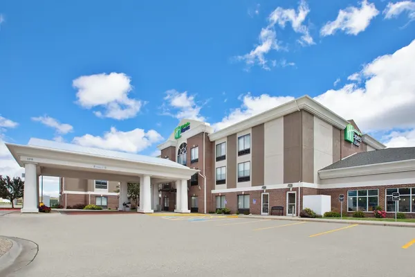 Photo 1 - Holiday Inn Express & Suites Buffalo, an IHG Hotel