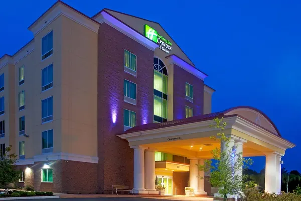 Photo 1 - Holiday Inn Express & Suites Chaffee-Jacksonville West, an IHG Hotel