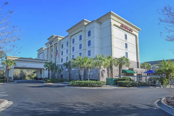 Photo 1 - Hampton Inn Jacksonville East Regency Square