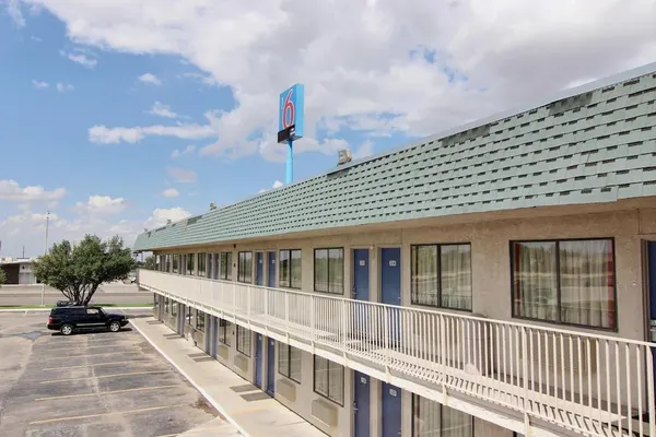 Photo 1 - Motel 6 Fort Stockton, TX