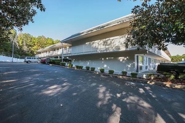 Photo 1 - Motel 6 Bessemer, AL - Birmingham