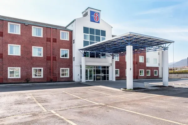 Photo 1 - Motel 6 Newport, TN