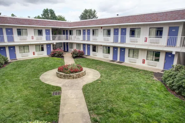 Photo 1 - Motel 6 Elkton, MD