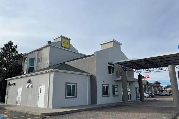 Photo 1 - Super 8 by Wyndham Sidney NE