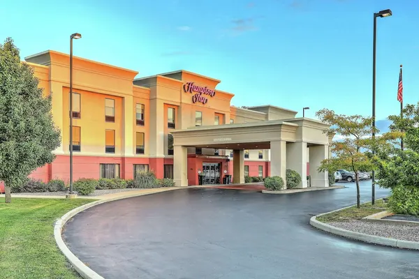 Photo 1 - Hampton Inn Batavia