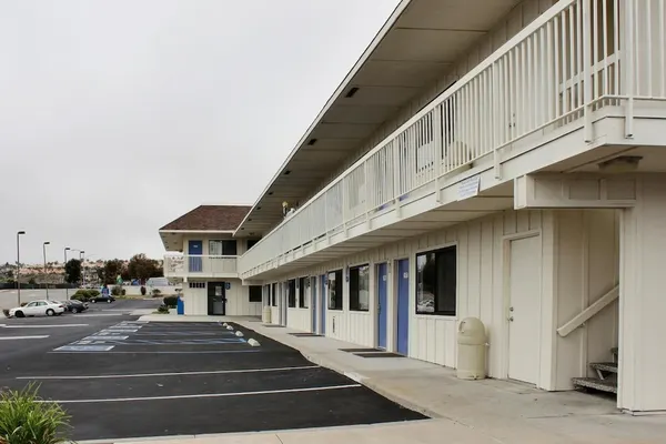 Photo 1 - Motel 6 Pismo Beach, CA