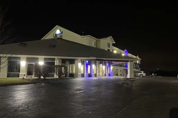 Photo 1 - Days Inn by Wyndham Batavia Ohio