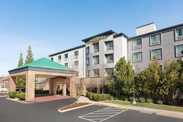 Photo 1 - Courtyard by Marriott Sacramento Folsom