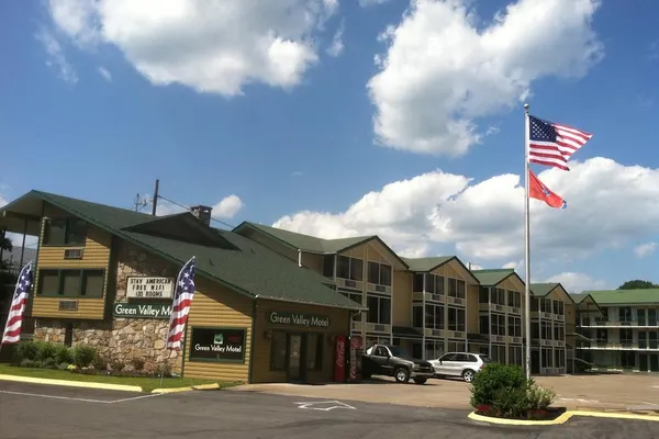 Photo 1 - Green Valley Motel